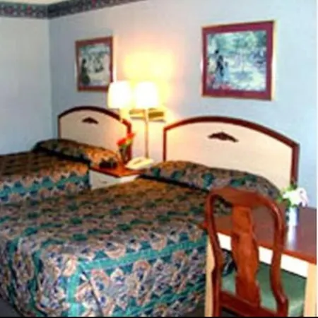 Budget Inn & Suites - Talladega Quarto foto
